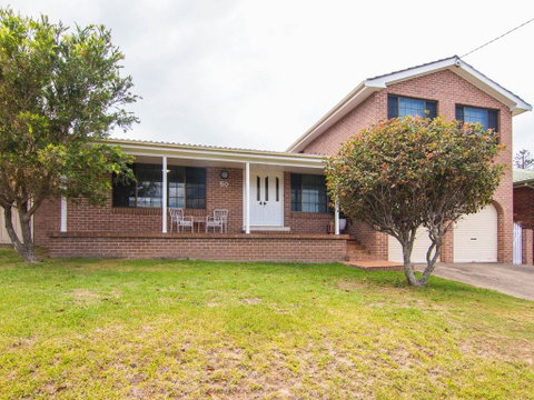 50 Lakeview - Whitsundays Accommodation 1