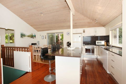 56 Millen Crt, Coolum Beach - Pet Friendly, Linen Included - Whitsundays Accommodation 2