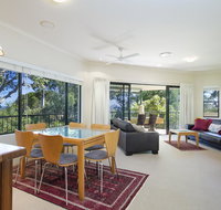 6 Avenal - Whitsundays Accommodation