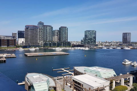 602PR Docklands 1 Bedroom Gym Pool Spa - Whitsundays Accommodation 2