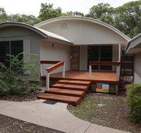7 Belle Court - Rainbow Shores Huge Beach House Ducted Air Con Pets Welcome - Whitsundays Accommodation