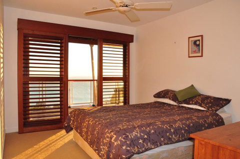 77 Cooloola Drive-Rainbow Beach - Whitsundays Accommodation 0