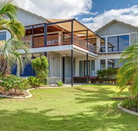 90 Cooloola Drive - Rainbow Beach Luxury Beach House Ocean Views - Whitsundays Accommodation