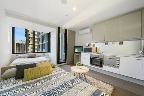 A Charming Studio With Stunning City Views - Whitsundays Accommodation 2