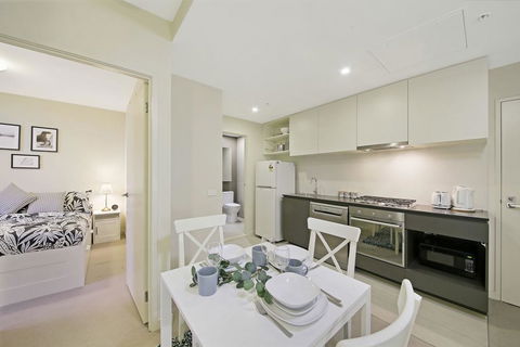 A Homely CBD Apt On Collins Near Southern Cross - Whitsundays Accommodation 2
