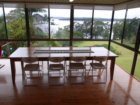 A Lakehouse Escape - Whitsundays Accommodation 3