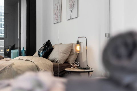 A Modern Apt, 5-min Walk To Queen Victoria Market - Whitsundays Accommodation 1