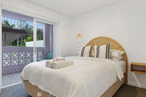 A PERFECT STAY - Sunset Beach - Surfside - Whitsundays Accommodation 3