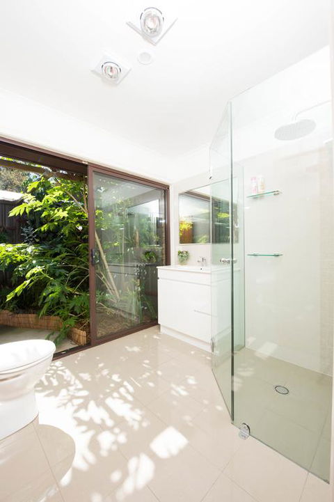 A Suite Spot In The Hills - Whitsundays Accommodation 3