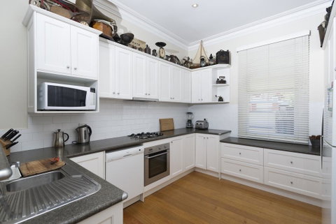 Abaleen House - Whitsundays Accommodation 2