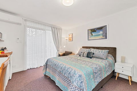 Abby's Poolside Retreat 1 - Whitsundays Accommodation 0