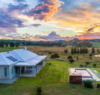 Abingdon House - Whitsundays Accommodation
