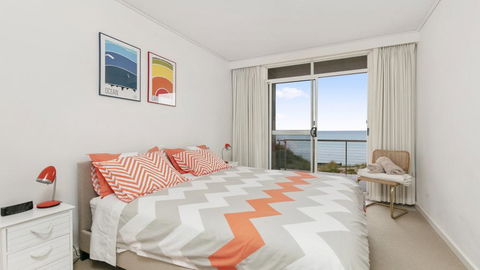 ABSOLUTE BEACHFRONT - FRANKSTON - Whitsundays Accommodation 3
