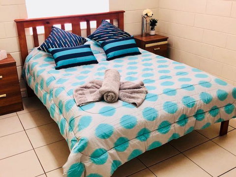 Accommodation @ Isa - Whitsundays Accommodation 0