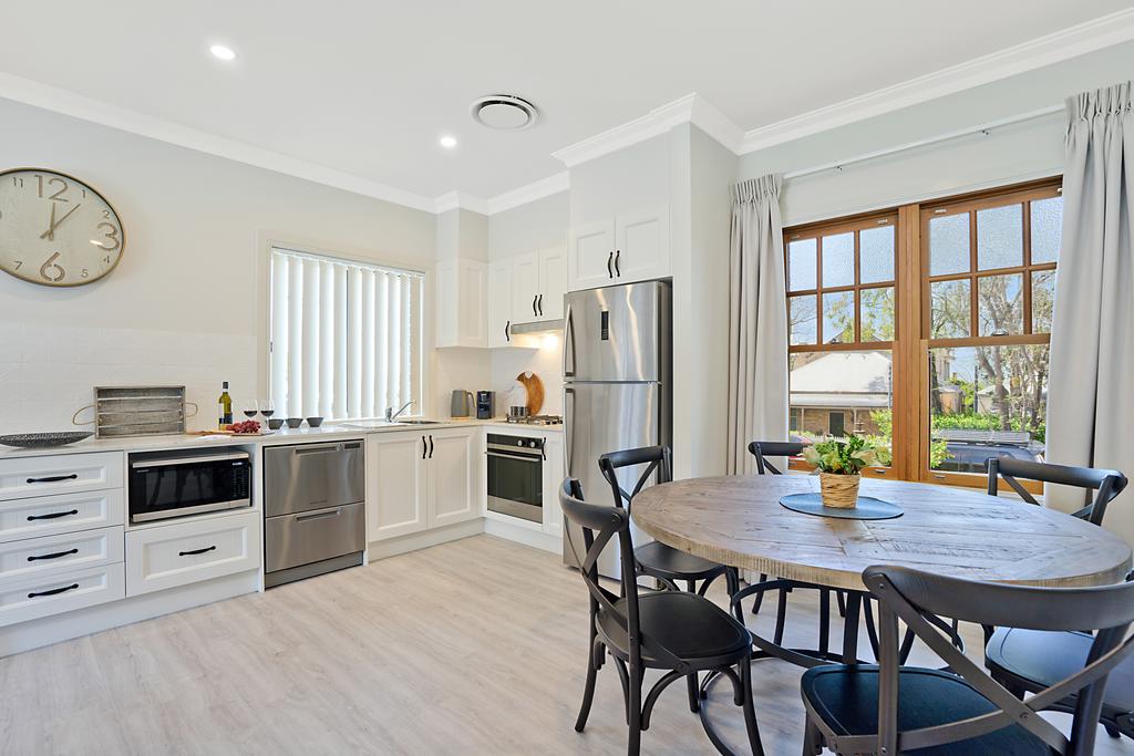 Maitland NSW Whitsundays Accommodation