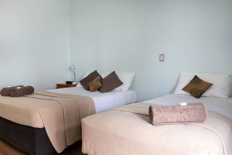 Accommodation On Denham - Whitsundays Accommodation 1