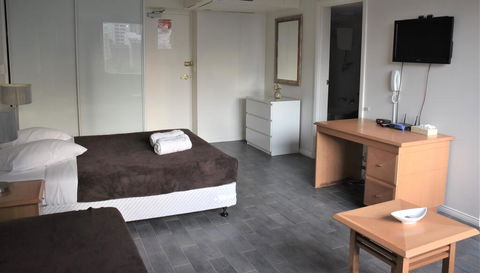 Accommodation Sydney City Centre - Hyde Park Plaza Park View College Street Studio Apartment - Whitsundays Accommodation 2