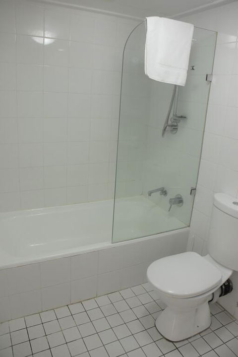 Accommodation Sydney City Centre - Hyde Park Plaza Park View College Street Studio Apartment - Whitsundays Accommodation 3