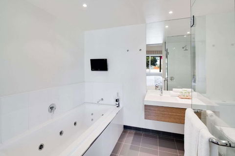 Drouin Motel - Whitsundays Accommodation 4