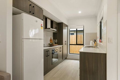 Dual Key 5BR Family Home With Stunning Interior - Whitsundays Accommodation 3
