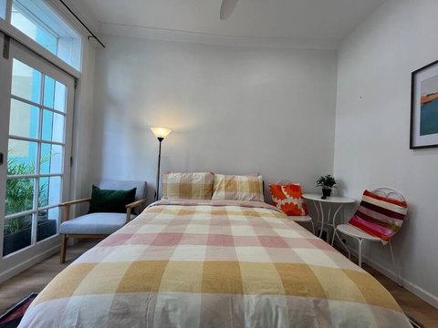 Easy Central Studio - Whitsundays Accommodation 1