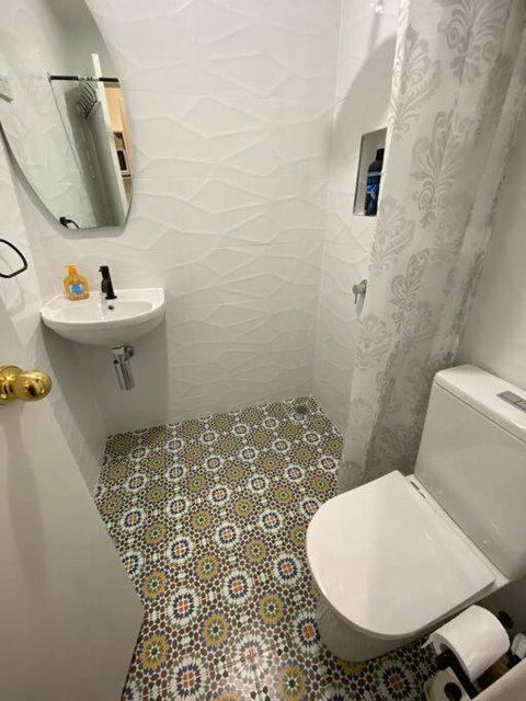 Easy Central Studio - Whitsundays Accommodation 2