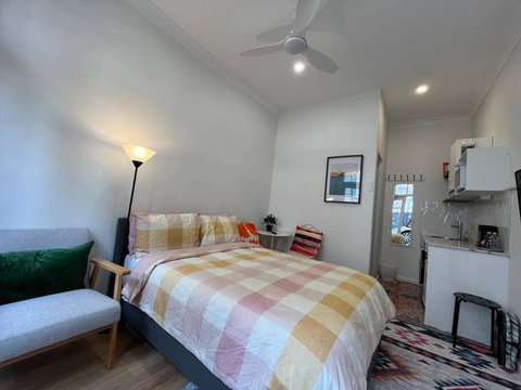 Easy Central Studio - Whitsundays Accommodation 3