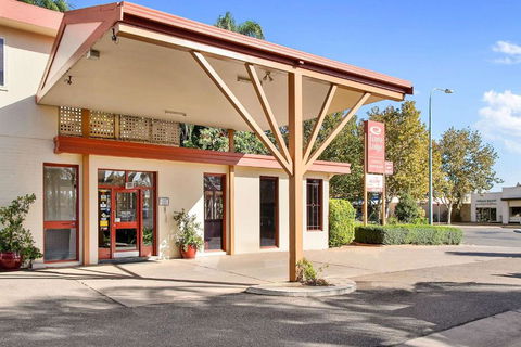 Econo Lodge Griffith Motor Inn - Whitsundays Accommodation 1