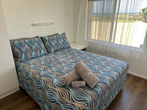 Edithburgh Foreshore Apartments - Whitsundays Accommodation 2