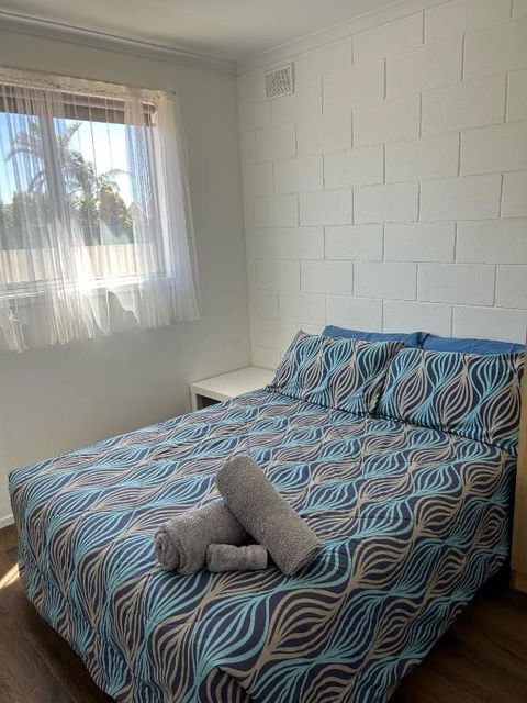 Edithburgh Foreshore Apartments - Whitsundays Accommodation 1