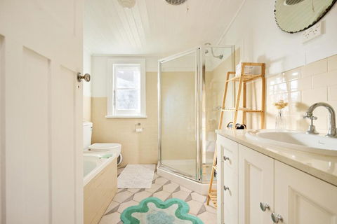 Emerald Cottage In The Blue Mountains - Whitsundays Accommodation 2