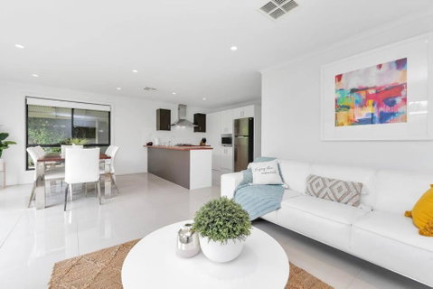 Entire Home In Mount Barker - Whitsundays Accommodation 0