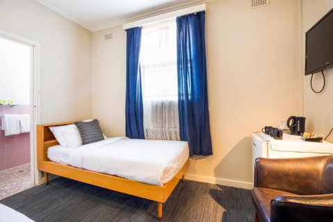 Esplanade Hotel Adelaide - Whitsundays Accommodation 3