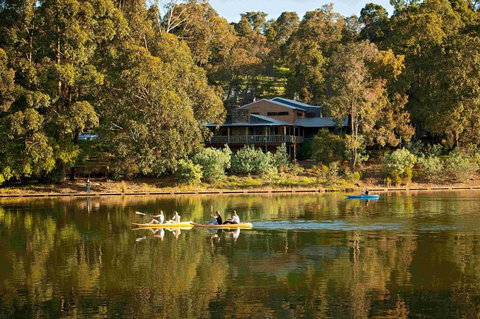 Evedon Lakeside Retreat - Whitsundays Accommodation 1