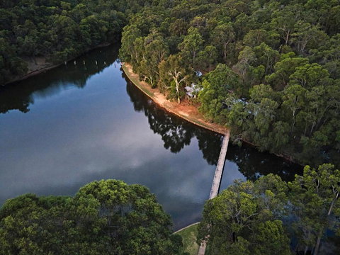 Evedon Lakeside Retreat - Whitsundays Accommodation 0