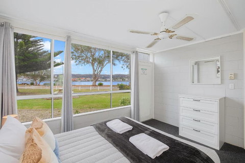 Fishpen Holiday Apartments - Whitsundays Accommodation 0