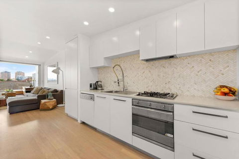 Fab Penthouse Near Bondi / Bronte, Shops & Bars - Whitsundays Accommodation 1