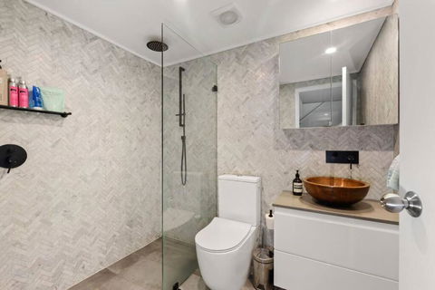 Fab Penthouse Near Bondi / Bronte, Shops & Bars - Whitsundays Accommodation 3