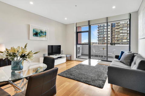 Fabulous Corporate Apartment Macquarie Park M907 - Whitsundays Accommodation 0