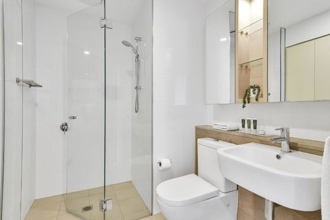Fabulous Corporate Apartment Macquarie Park M907 - Whitsundays Accommodation 3