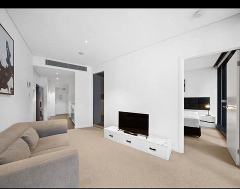 Fabulous Room For Rent - Whitsundays Accommodation 1