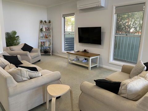 FAIR11W - Fairlight House - Whitsundays Accommodation 1