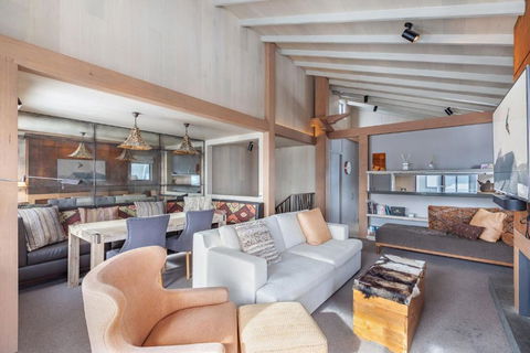 Family Chalet 34 The Stables Perisher - Whitsundays Accommodation 2