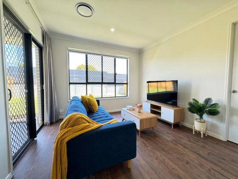 Family-Friendly Getaway In Heathwood - Whitsundays Accommodation 0