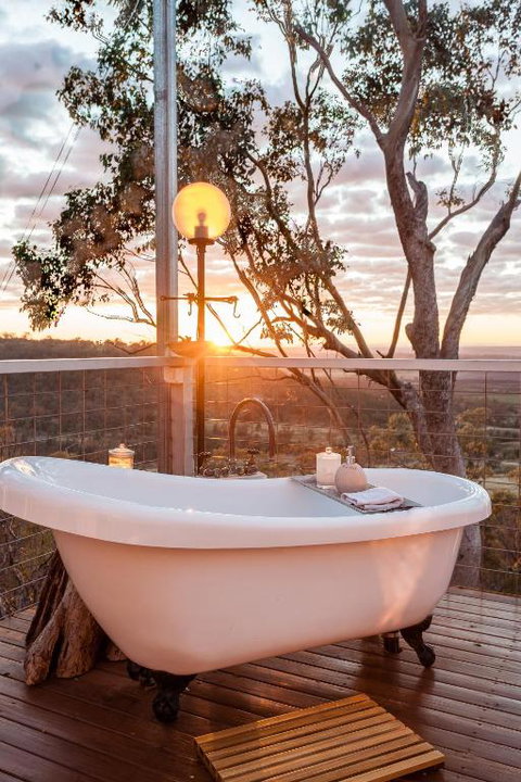 Faraway Domes - Whitsundays Accommodation 4