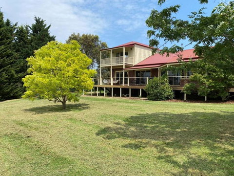 Farmhouse In The Heart Of Wine Country, 10 Minutes To Beach - Whitsundays Accommodation 0