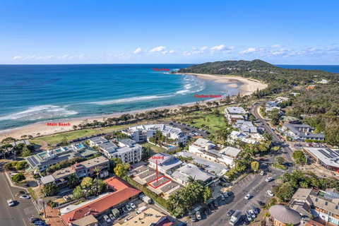 Fiesta Palms 4 - Whitsundays Accommodation 0