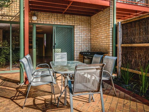 Findlay On The Bay - Whitsundays Accommodation 3