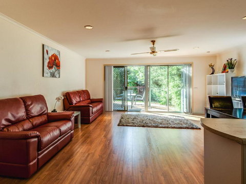 Findlay On The Bay - Whitsundays Accommodation 1