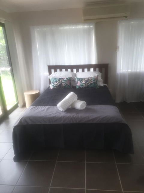 FRANGIPANI HOUSE - Whitsundays Accommodation 0